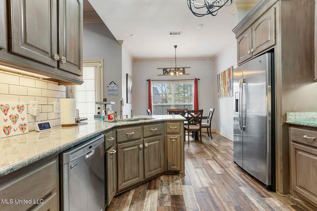 501 Asbury Lane Drive, Brandon, MS 39042