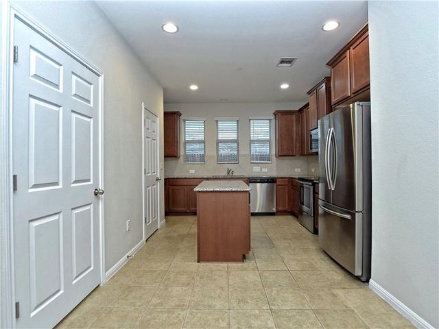 3240 E Whitestone BLVD 35, Cedar Park, TX 78613