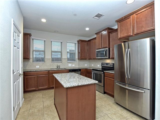 3240 E Whitestone BLVD 35, Cedar Park, TX 78613