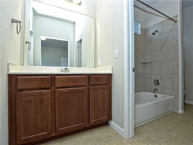 3240 E Whitestone BLVD 35, Cedar Park, TX 78613