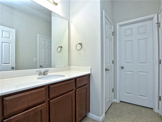 3240 E Whitestone BLVD 35, Cedar Park, TX 78613