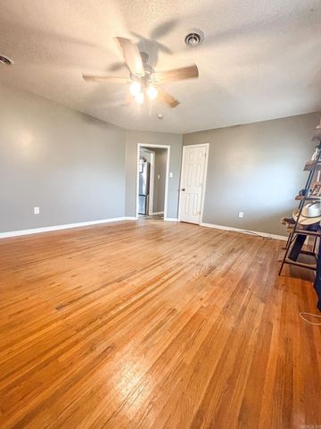 805 S.Spring Street, Searcy, AR 72143