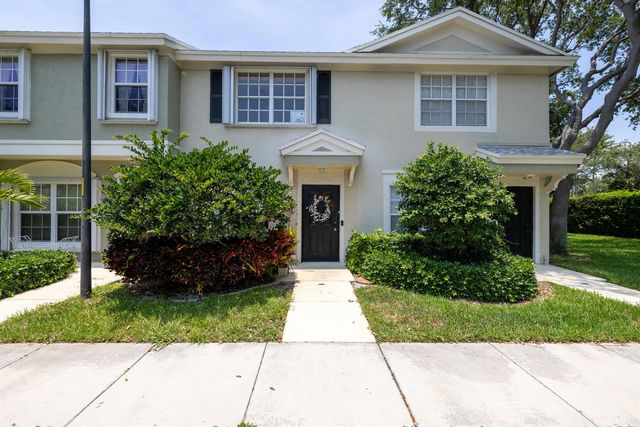809 Kokomo Key Lane, Delray Beach, FL 33483