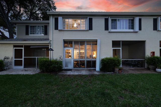 809 Kokomo Key Lane, Delray Beach, FL 33483