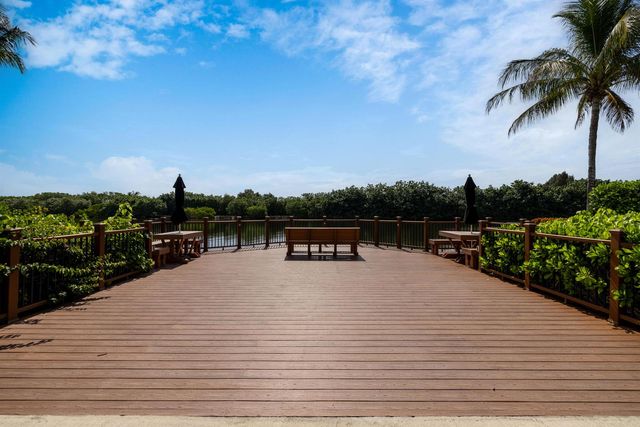 809 Kokomo Key Lane, Delray Beach, FL 33483