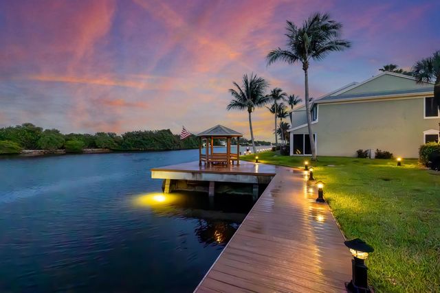 809 Kokomo Key Lane, Delray Beach, FL 33483