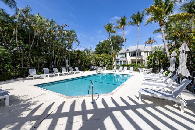 809 Kokomo Key Lane, Delray Beach, FL 33483