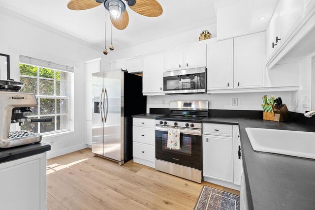 809 Kokomo Key Lane, Delray Beach, FL 33483