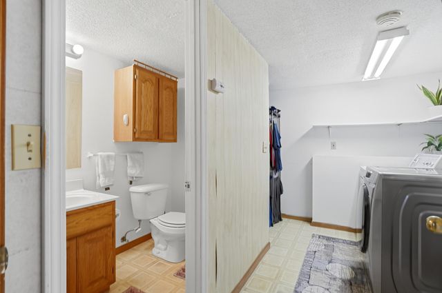 3009 DAHLIA DR, Columbia, MO 65202