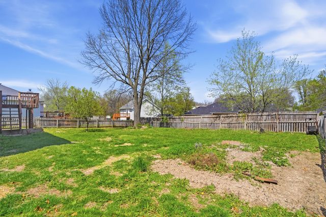 3009 DAHLIA DR, Columbia, MO 65202