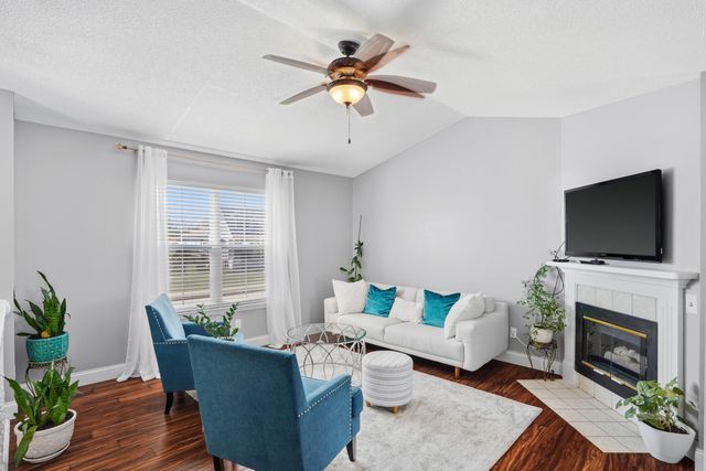 3009 DAHLIA DR, Columbia, MO 65202