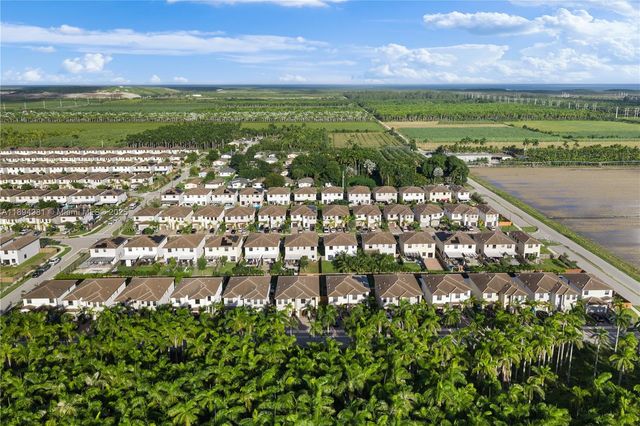 25511 SW 108th Ct, Homestead, FL 33032