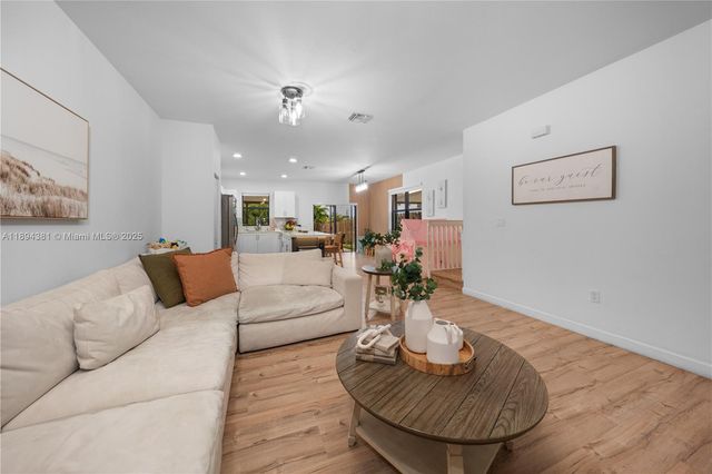 25511 SW 108th Ct, Homestead, FL 33032