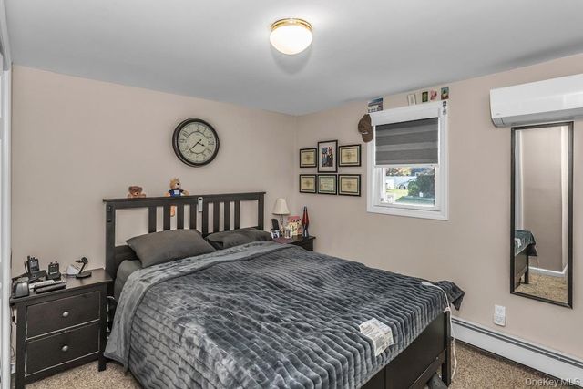 12 Spring Street, Lindenhurst, NY 11757