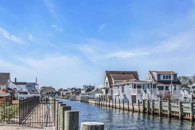 12 Spring Street, Lindenhurst, NY 11757