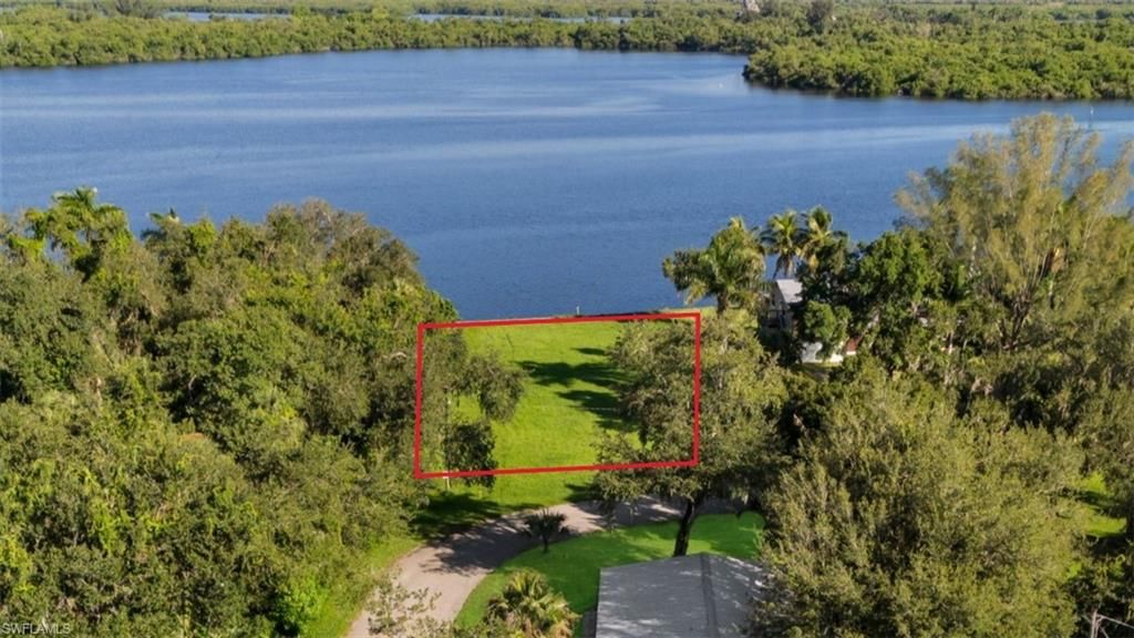 4859 E Riverside DR, FORT MYERS, FL 33905 — photo 2