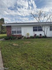 823 Courtington LN 1, Fort Myers, FL 33919