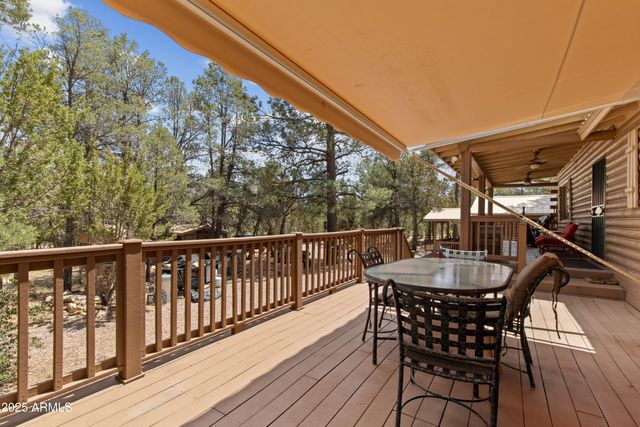 3004 Pinewood Drive, Overgaard, AZ 85933