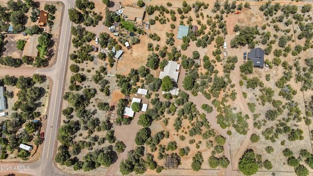 3004 Pinewood Drive, Overgaard, AZ 85933