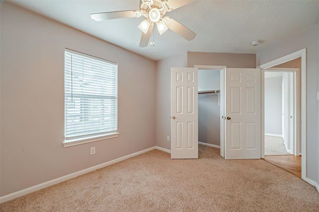 206 Sydnor Street, Houston, TX 77020