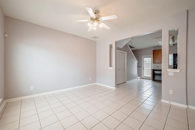206 Sydnor Street, Houston, TX 77020