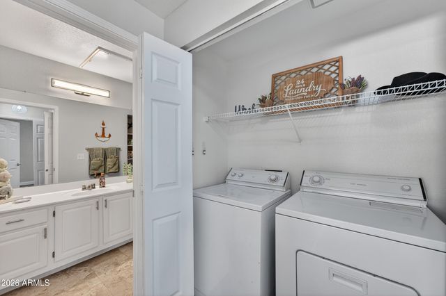 7009 E Acoma Drive 2073, Scottsdale, AZ 85254