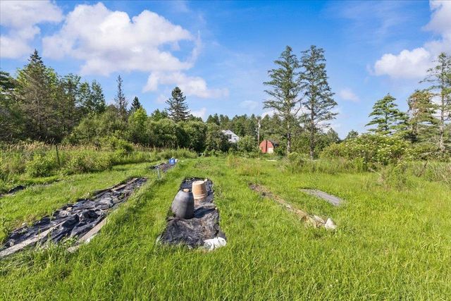 214 Old Stage Road, Essex, VT 05452