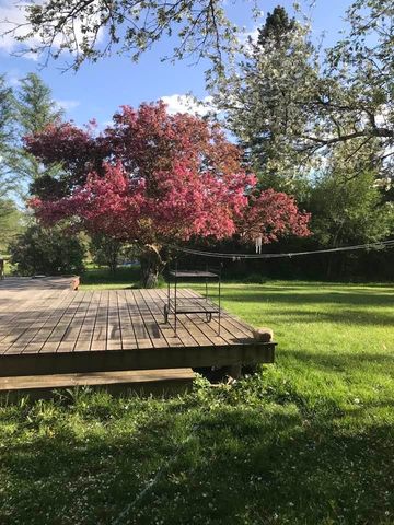 214 Old Stage Road, Essex, VT 05452