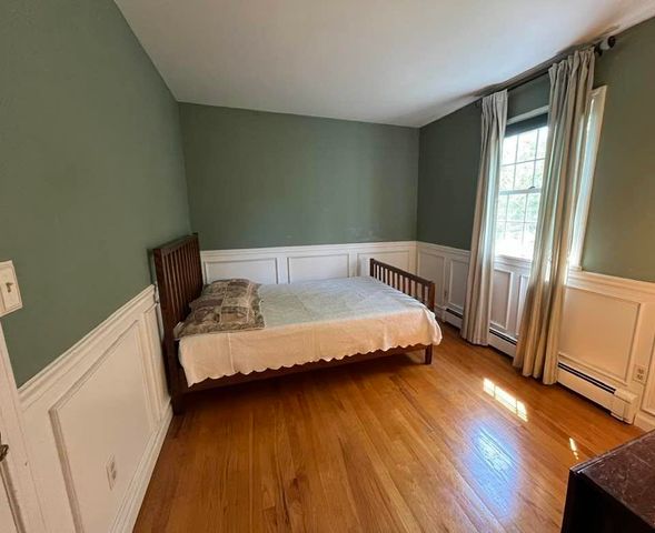 214 Old Stage Road, Essex, VT 05452