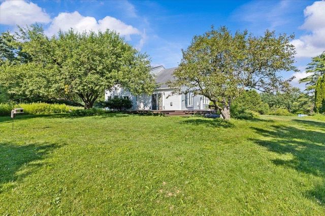 214 Old Stage Road, Essex, VT 05452
