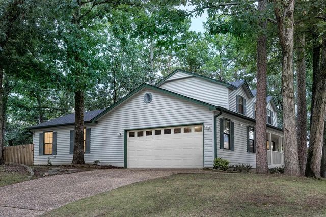 2101 Hickory Nut Court, Little Rock, AR 72211