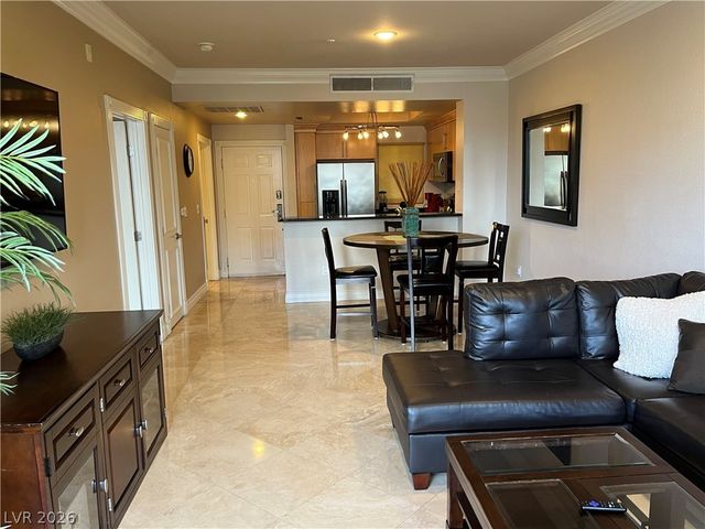 210 East Flamingo Road 316, Las Vegas, NV 89169