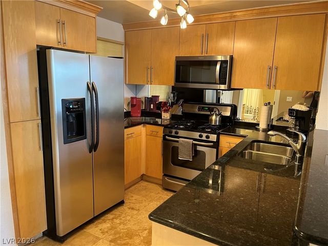 210 East Flamingo Road 316, Las Vegas, NV 89169