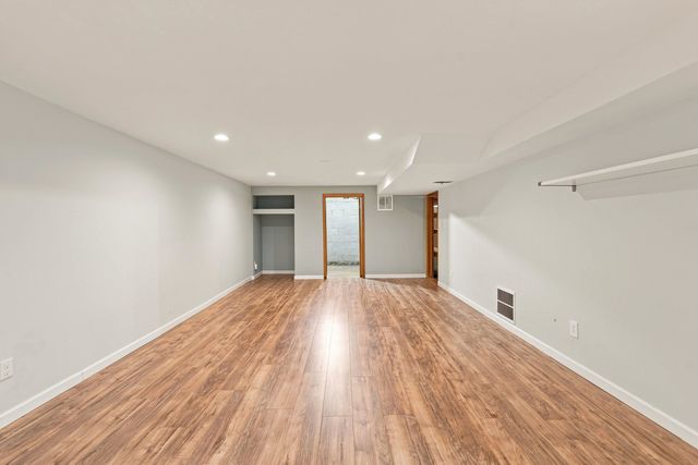 609 W Barnes Rd, Spokane, WA 99218