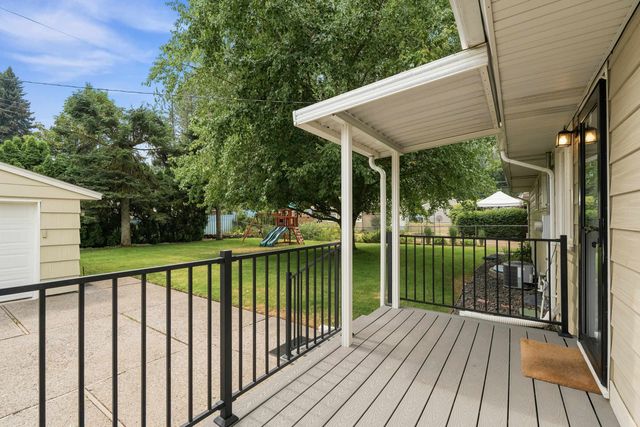 609 W Barnes Rd, Spokane, WA 99218