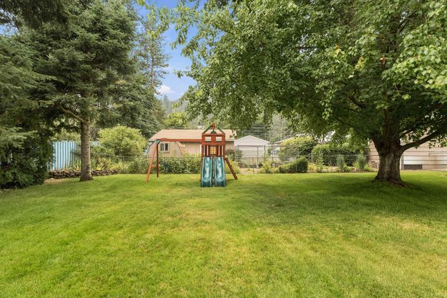 609 W Barnes Rd, Spokane, WA 99218