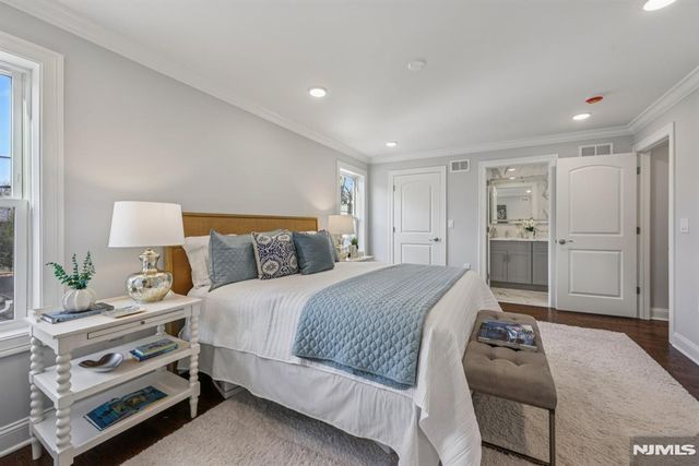 139 15th Street, East Orange, NJ 07017