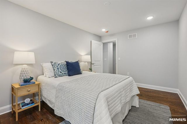 139 15th Street, East Orange, NJ 07017