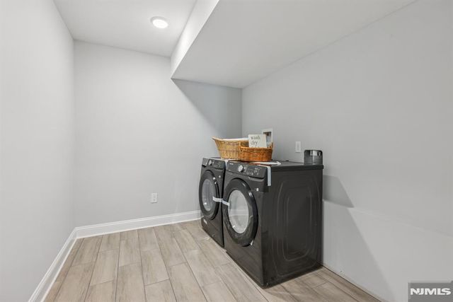 139 15th Street, East Orange, NJ 07017