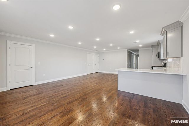 139 15th Street, East Orange, NJ 07017