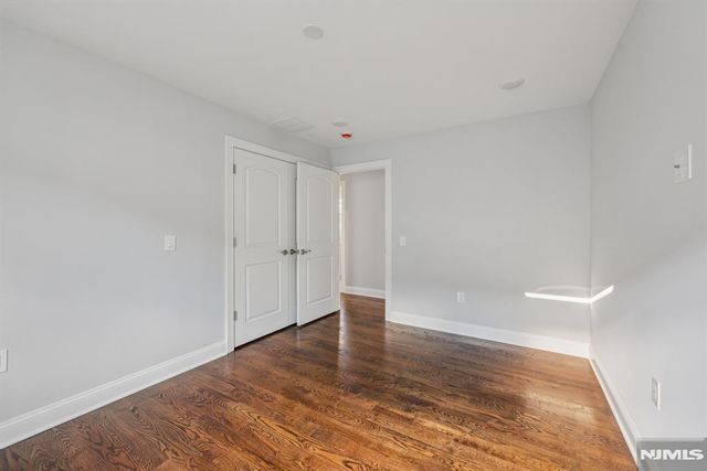 139 15th Street, East Orange, NJ 07017