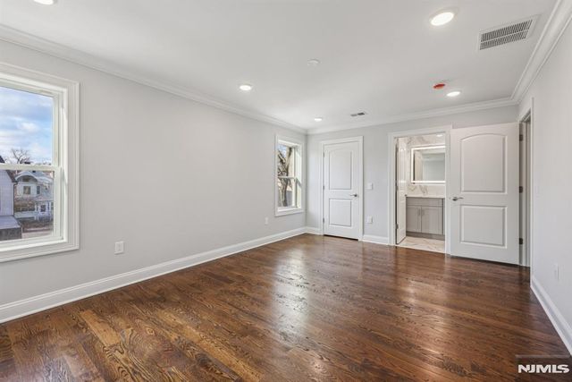 139 15th Street, East Orange, NJ 07017