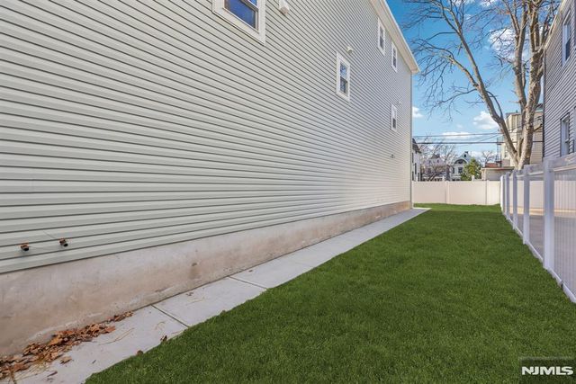 139 15th Street, East Orange, NJ 07017