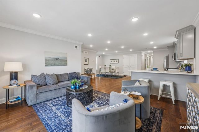 139 15th Street, East Orange, NJ 07017