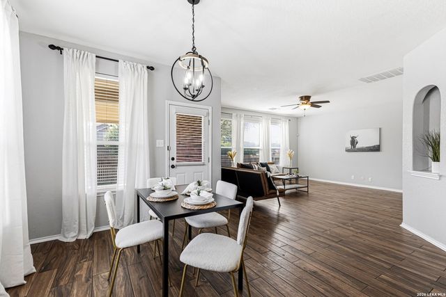 4434 Texas Jack, San Antonio, TX 78223