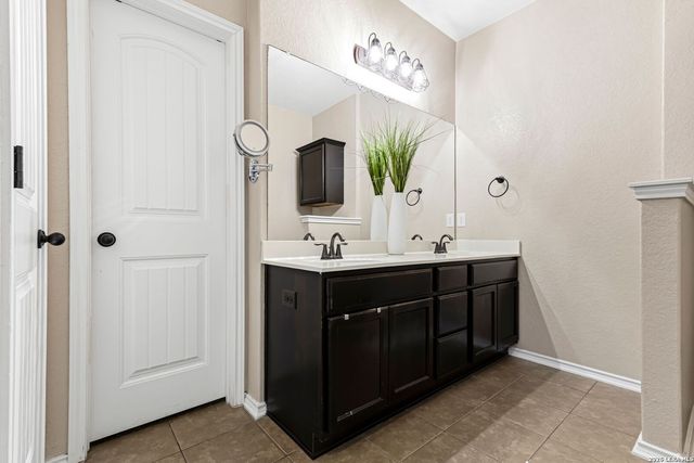 4434 Texas Jack, San Antonio, TX 78223
