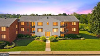 125-E CLUBHOUSE DR SW #6, Leesburg, VA 20175