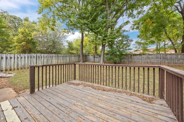 122 Alberbury Commons Court, Wake Forest, NC 27587