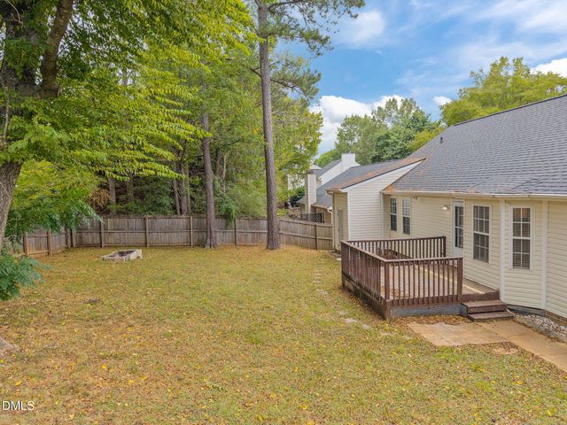 122 Alberbury Commons Court, Wake Forest, NC 27587