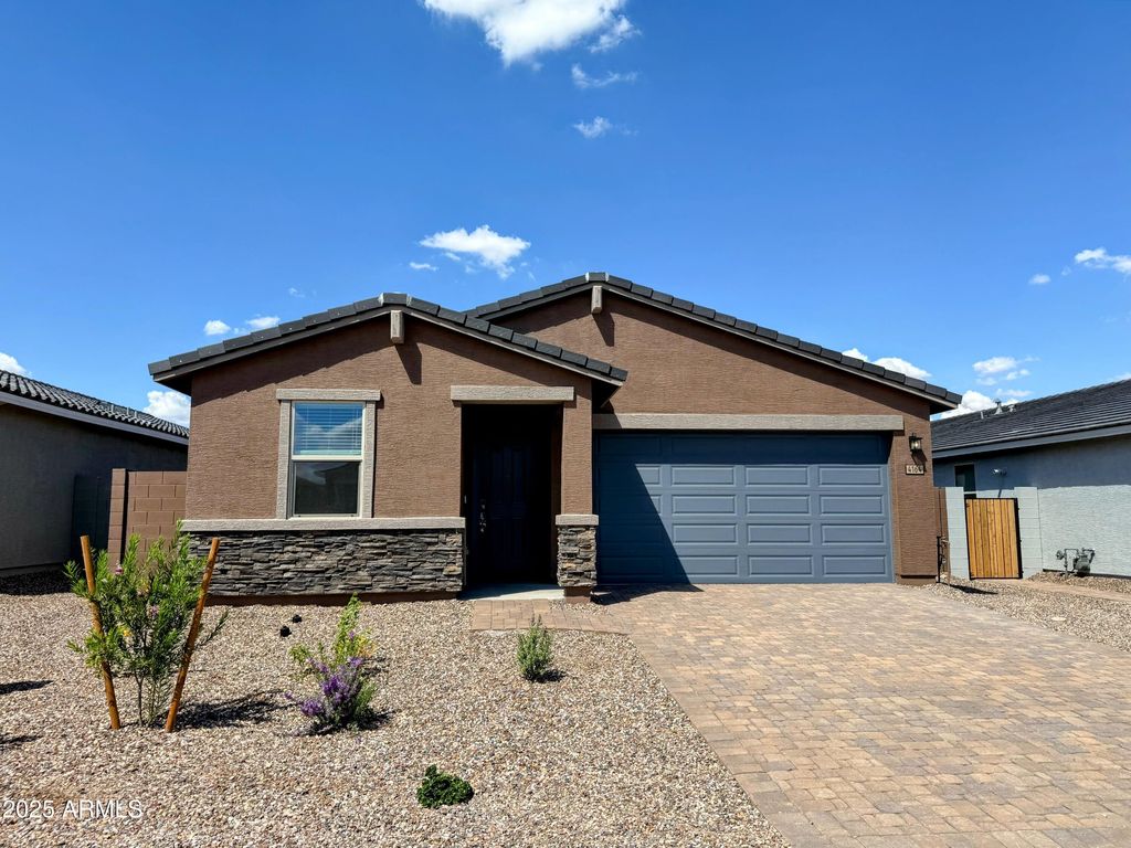 4164 W YOLANDA Lane, San Tan Valley, AZ 85144